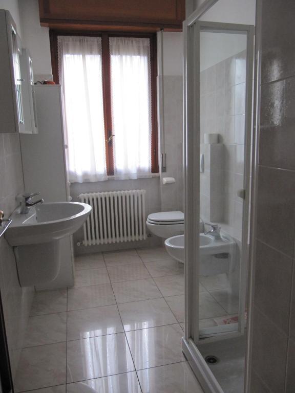 B&B Il Cortile Валмадрера Екстериор снимка