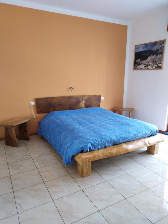 B&B Il Cortile Валмадрера Екстериор снимка